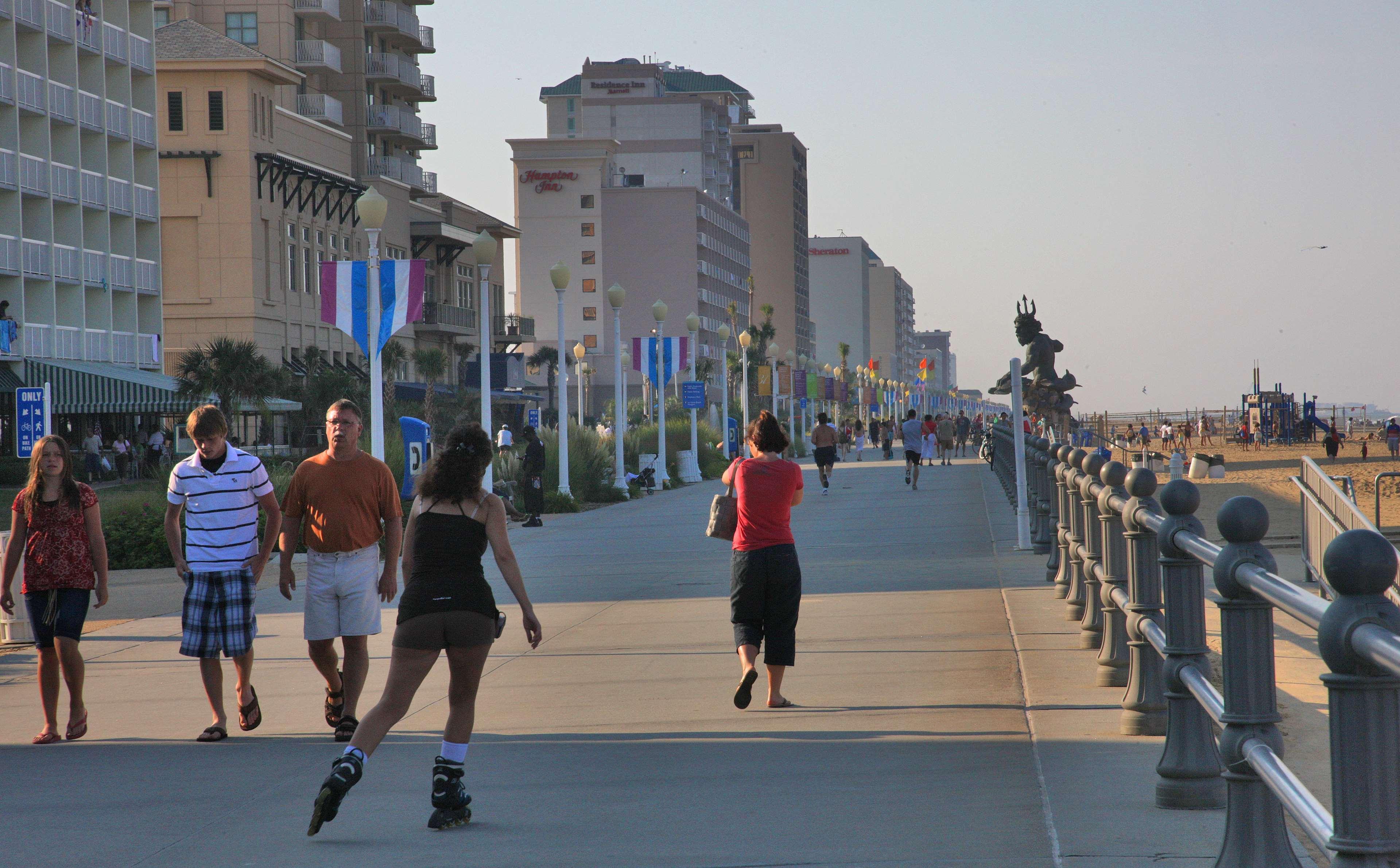 Hampton Inn Virginia Beach Oceanfront North Exteriör bild