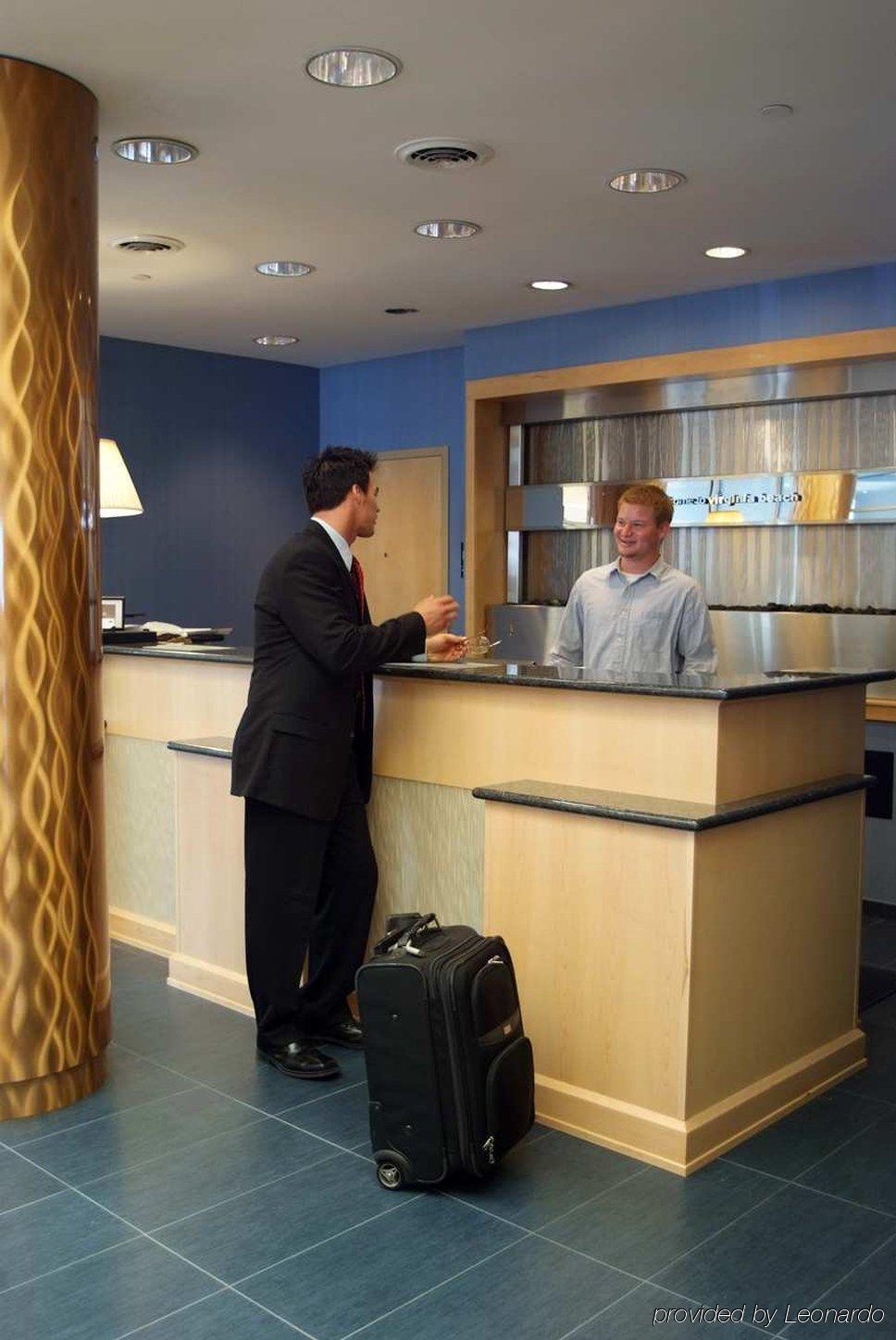 Hampton Inn Virginia Beach Oceanfront North Inreriör bild